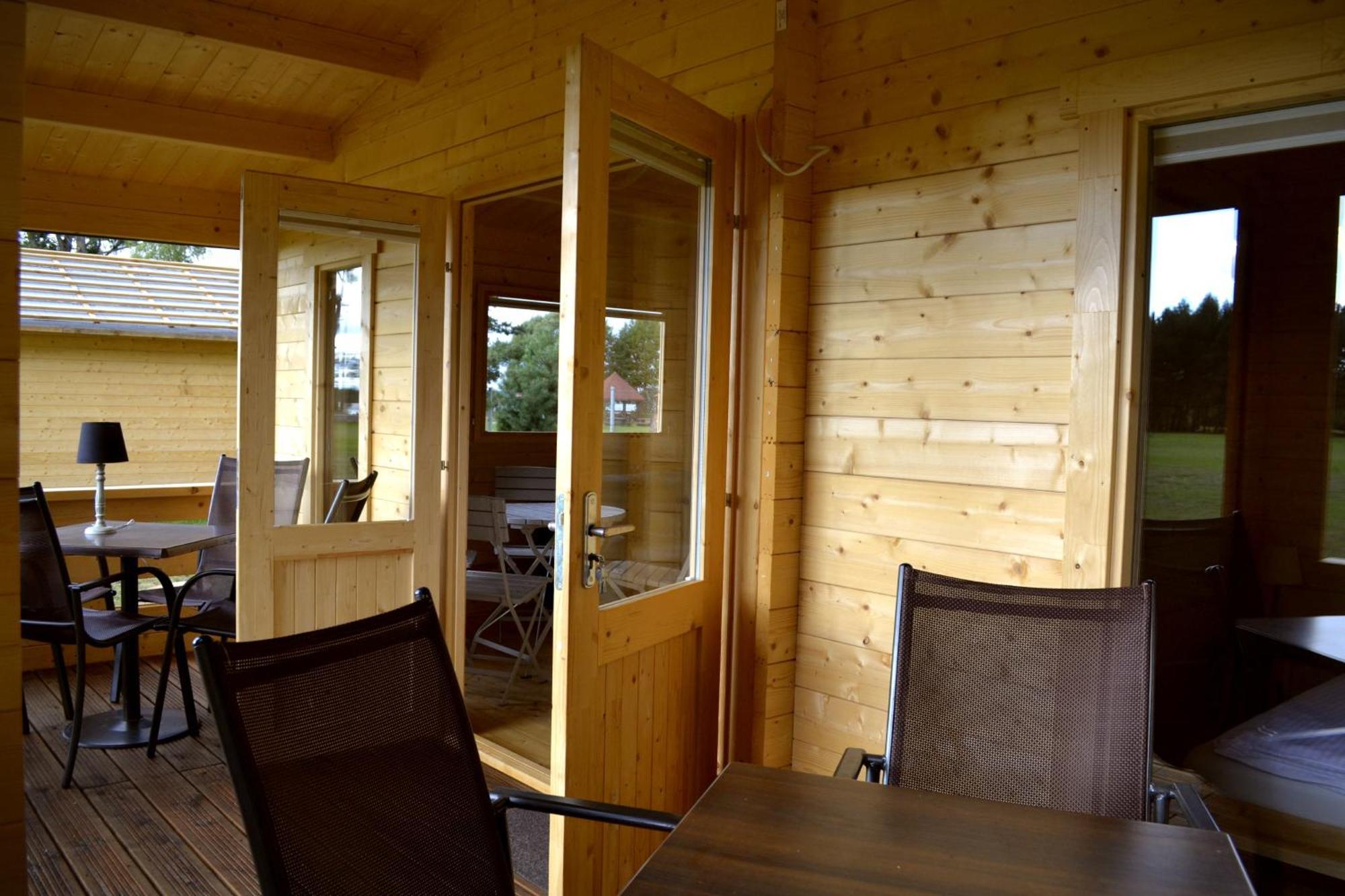 Camping Szczecinek Domy Wypoczynkowe Ngoại thất bức ảnh