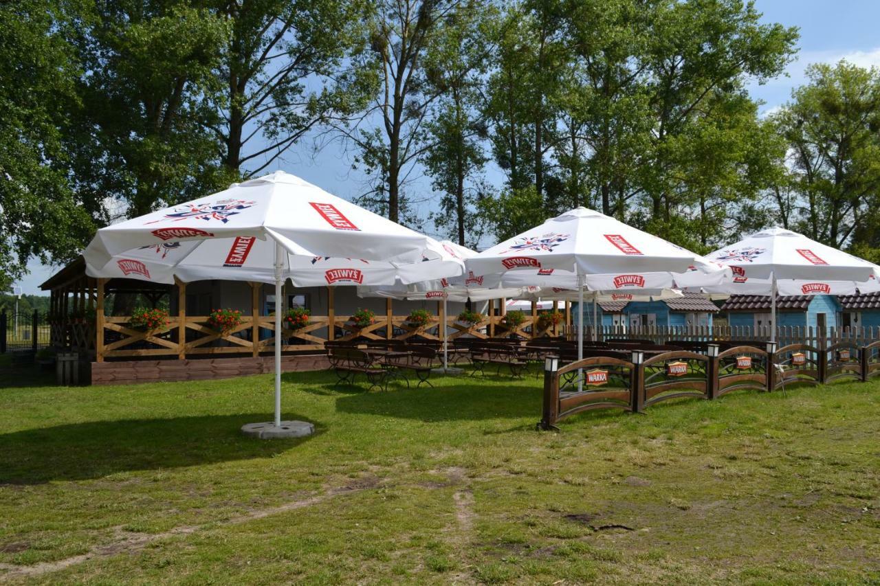 Camping Szczecinek Domy Wypoczynkowe Ngoại thất bức ảnh