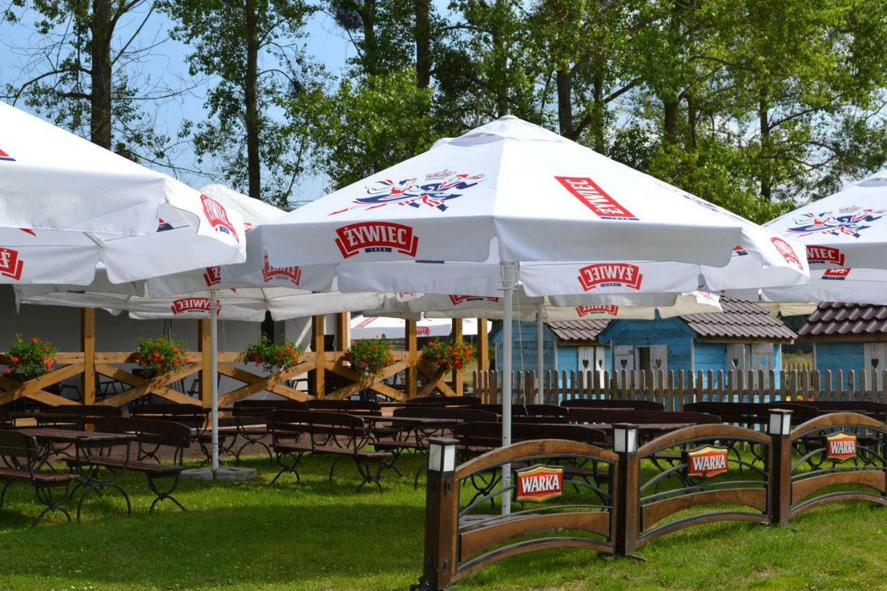 Camping Szczecinek Domy Wypoczynkowe Ngoại thất bức ảnh